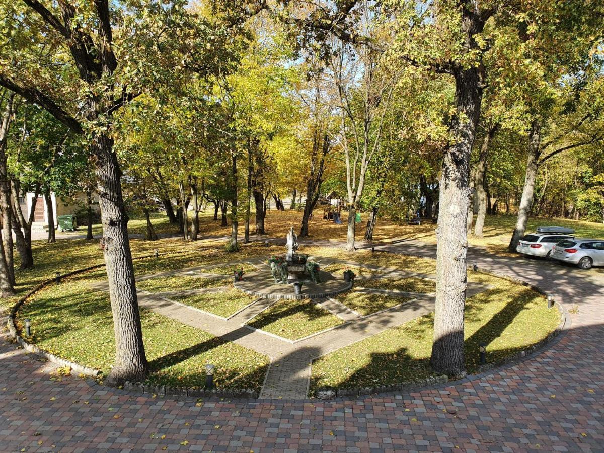 Linkuva Manor Apartment Каунас Экстерьер фото